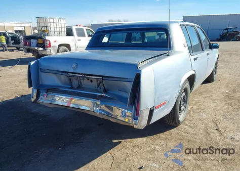 1990 Cadillac Deville z USA, uszkodzony, nr VIN 1G6CD5332L4306895